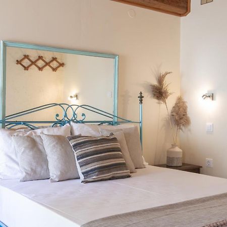 Villa Theodora View Apartments Thalia Агиос-Георгиос-Пагон Экстерьер фото