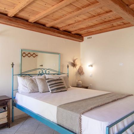 Villa Theodora View Apartments Thalia Агиос-Георгиос-Пагон Экстерьер фото