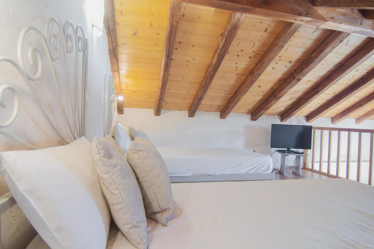 Villa Theodora View Apartments Thalia Агиос-Георгиос-Пагон Экстерьер фото