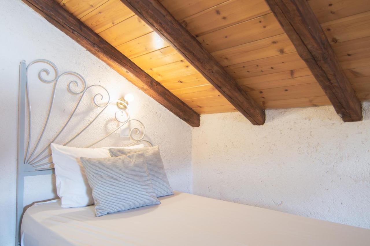 Villa Theodora View Apartments Thalia Агиос-Георгиос-Пагон Экстерьер фото